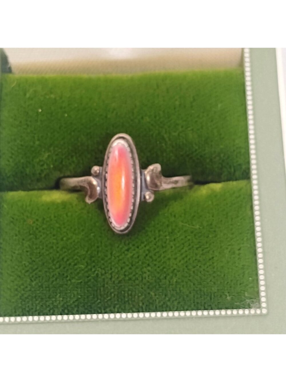 Vtg Native Made Orange Mother of Pearl Sterling Silver Ring Size 6